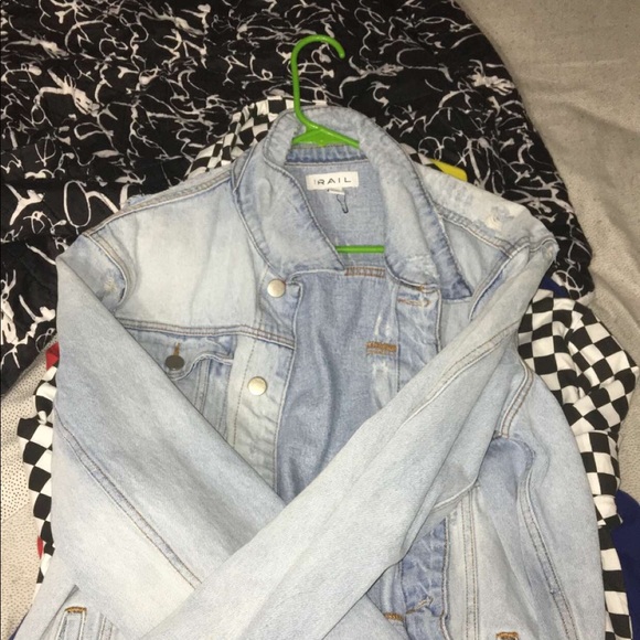 Jean jacket Large - Picture 1 of 1